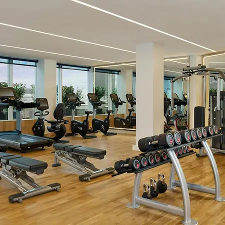 쉐라톤 암스테르담 에어포트 앤 컨퍼런스 센터 호텔 4*
