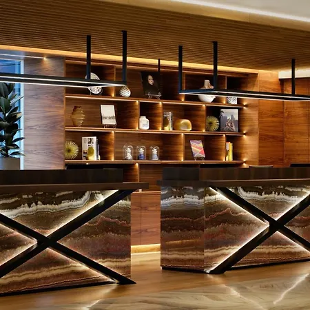 Sheraton Amsterdam Airport And Conference Center 4*