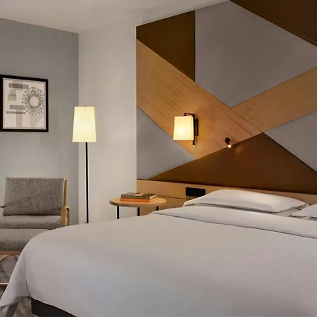 Sheraton Amsterdam Airport And Conference Center