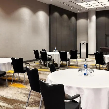 Sheraton Amsterdam Airport And Conference Center 4*
