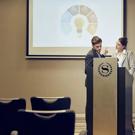 Sheraton Amsterdam Airport And Conference Center 4*