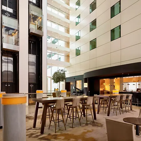 Hotel Sheraton Amsterdam Airport And Conference Center 4*