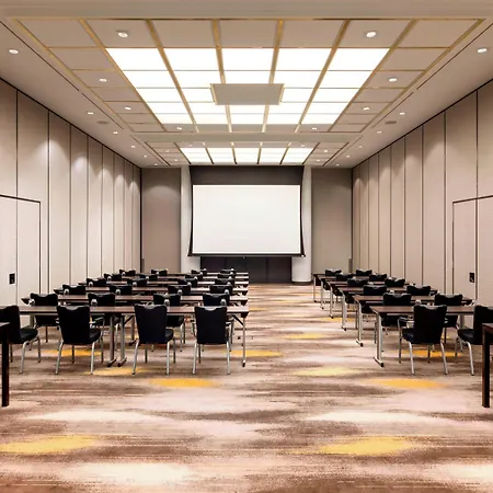 Hotel Sheraton Amsterdam Airport And Conference Center 4*