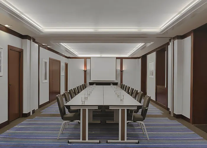 Sheraton Amsterdam Airport And Conference Center מלון 4*