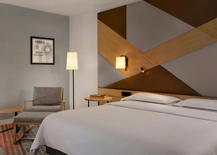 Sheraton Amsterdam Airport And Conference Center מלון סכיפהול